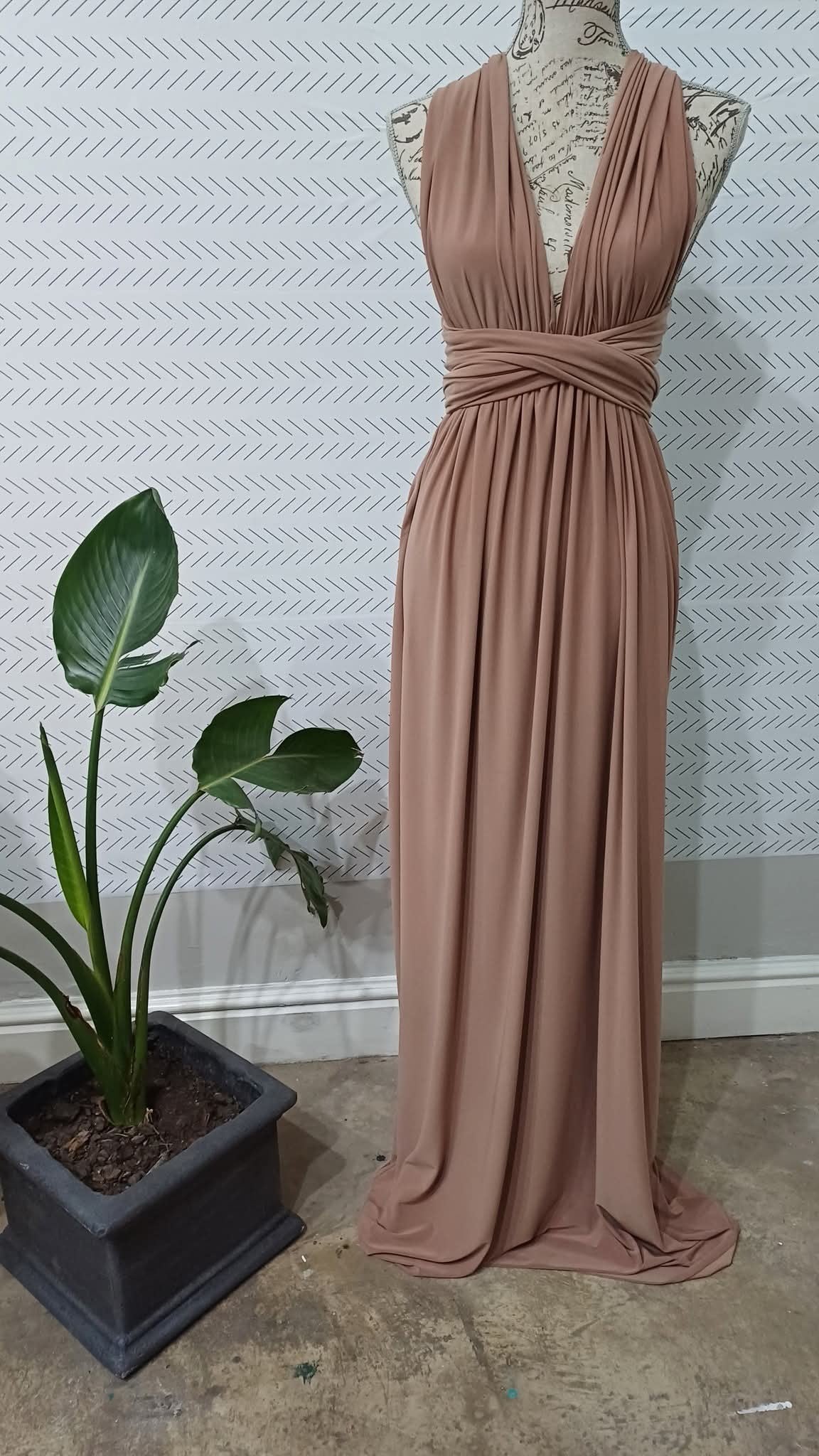 Emily Infinity Dress Cocoa