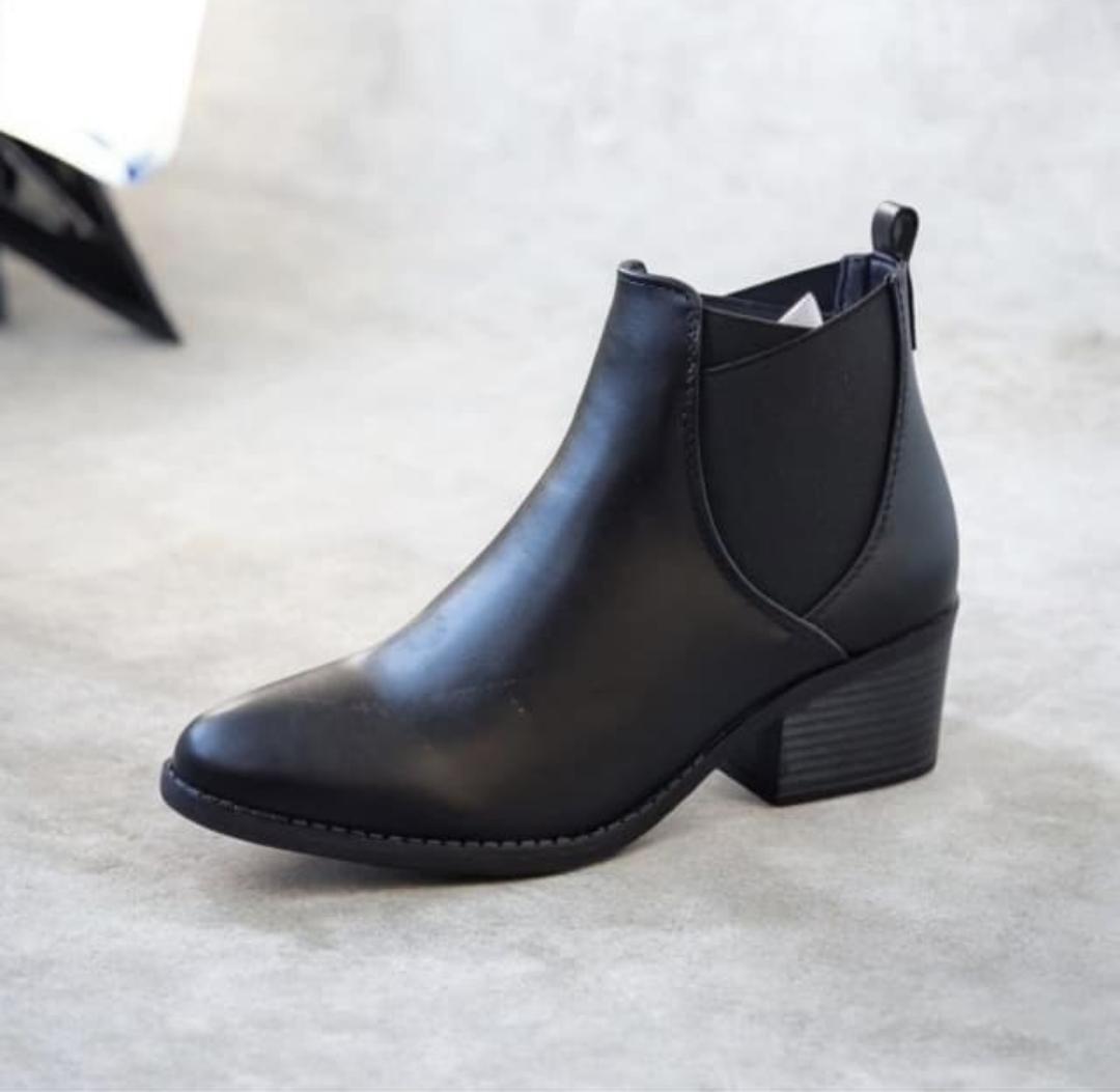 Elly Boots Black